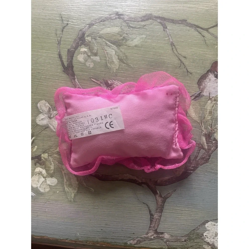 Barbie doll PILLOW 2009 pink flowers Bedroom RUFFLE floral Dream townhouse